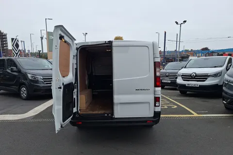 HV72ZHO Renault Trafic LL30 Blue dCi 130 Business+ Van Thumbnail #20