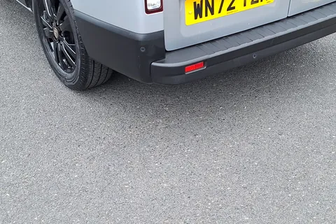 WN72TZH Renault Trafic LL30 Blue dCi 130 Sport Van Thumbnail #24