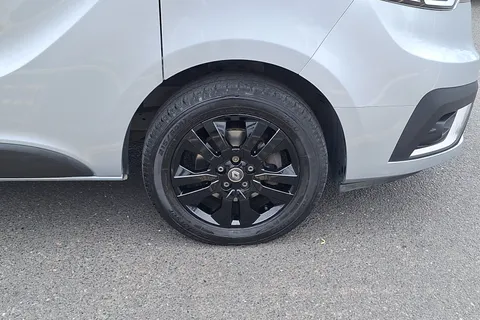 WN72TZH Renault Trafic LL30 Blue dCi 130 Sport Van Thumbnail #4