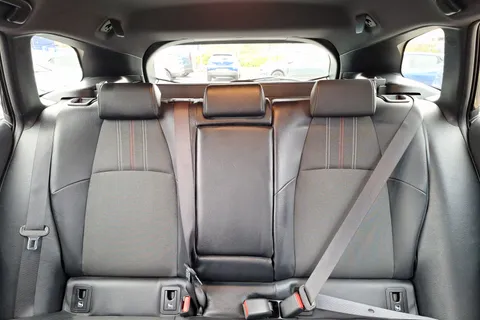 DA22UDD Toyota Corolla 2.0 VVT-i Hybrid GR Sport 5dr CVT Thumbnail #11