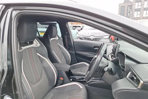 DA22UDD Toyota Corolla 2.0 VVT-i Hybrid GR Sport 5dr CVT Thumbnail #30