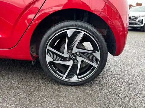 BV70ZFR Hyundai i10 1.2 MPi Premium 5dr Thumbnail #21