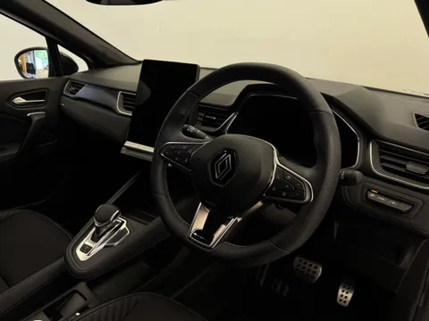 YP74VYB Renault Captur 1.6 E-Tech Full Hybrid 145 Esprit Alpine 5dr Auto Thumbnail #20