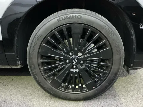 DT25VYV Hyundai Santa Fe 1.6 TGDi PHEV Calligraphy 5dr 4WD Auto [6 Seats] Thumbnail #4