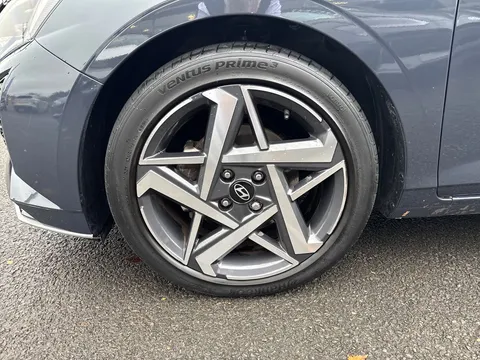 EA74NGU Hyundai i20 1.0T GDi Premium 5dr Thumbnail #31