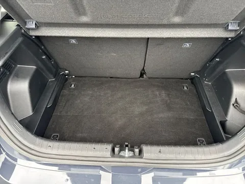 EA74NGU Hyundai i20 1.0T GDi Premium 5dr Thumbnail #36