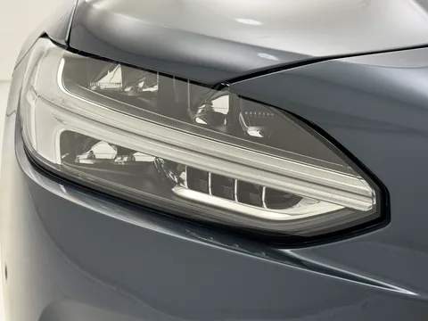 DY74LYZ Volvo V90 2.0 T6 [350] RC PHEV Plus Dark 5dr AWD Auto Thumbnail #23
