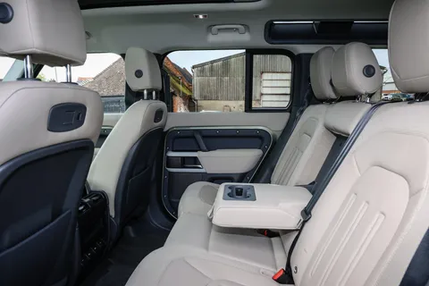 MA20YRX Land Rover Defender 2.0 D240 First Edition 110 5dr Auto Thumbnail #16