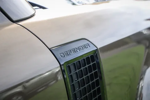 PF70KHR Land Rover Defender 3.0 P400 X 110 5dr Auto [7 Seat] Thumbnail #13