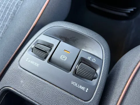 WN72DWX Fiat 500 87kW Icon 42kWh 3dr Auto Thumbnail #17