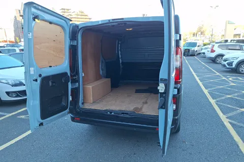 VO72ZHT Renault Trafic SL28 Blue dCi 130 Sport Van Thumbnail #22