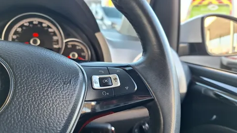 MD18TXO Volkswagen Up 1.0 High Up 5dr Thumbnail #9