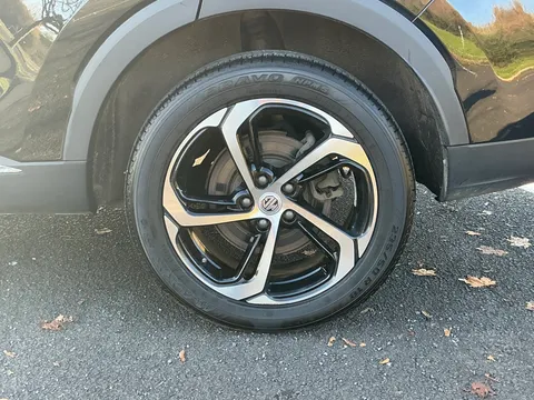 LC24GHA Mg Motor Uk Hs 1.5 T-GDI PHEV Trophy 5dr Auto Thumbnail #15