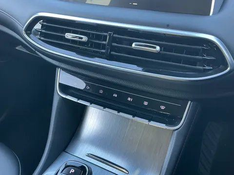 LC24GHA Mg Motor Uk Hs 1.5 T-GDI PHEV Trophy 5dr Auto Thumbnail #29