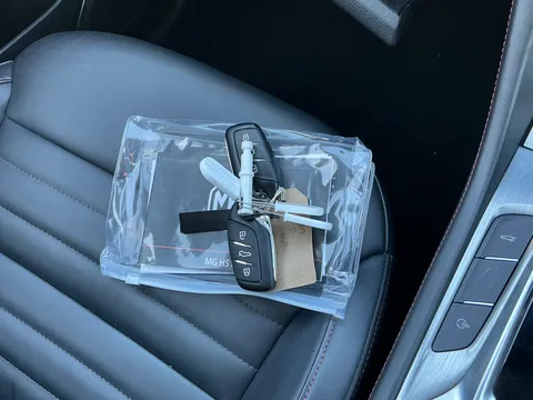 LC24GHA Mg Motor Uk Hs 1.5 T-GDI PHEV Trophy 5dr Auto Thumbnail #32