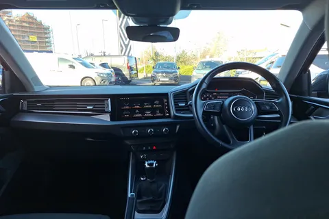 DF73JFY Audi A1 25 TFSI Sport 5dr Thumbnail #4