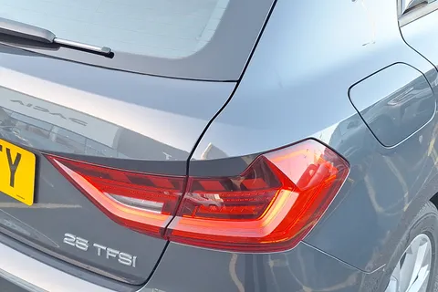 DF73JFY Audi A1 25 TFSI Sport 5dr Thumbnail #18