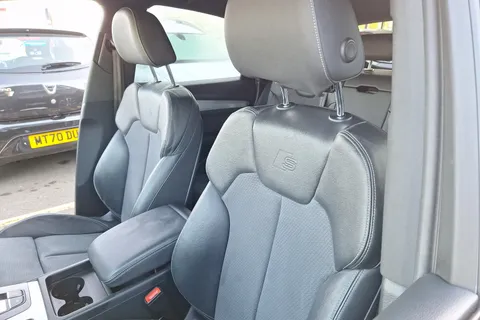 DL71XZA Audi Q5 45 TFSI Quattro S Line 5dr S Tronic Thumbnail #24