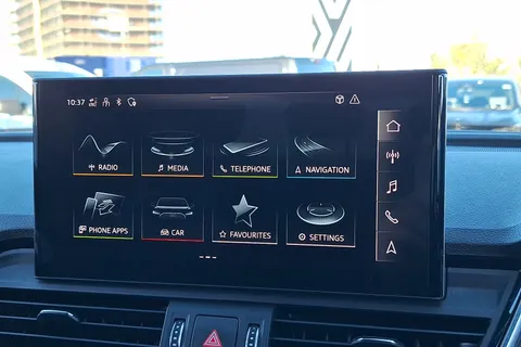 DL71XZA Audi Q5 45 TFSI Quattro S Line 5dr S Tronic Thumbnail #39