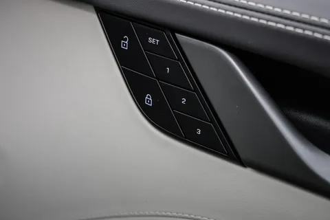 BV24HHM Porsche 911 S 2dr PDK Thumbnail #30