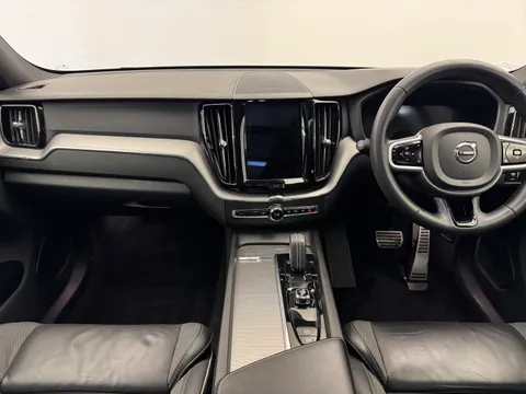 DX71FWR Volvo XC60 2.0 B5P R DESIGN 5dr AWD Geartronic Thumbnail #11