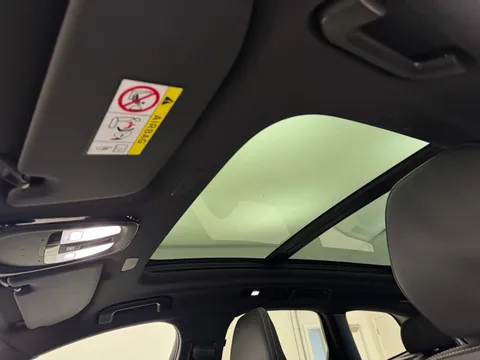 DX71FWR Volvo XC60 2.0 B5P R DESIGN 5dr AWD Geartronic Thumbnail #12