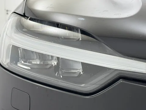 DX71FWR Volvo XC60 2.0 B5P R DESIGN 5dr AWD Geartronic Thumbnail #37