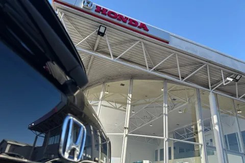 DK75NVY Honda Jazz 1.5 i-MMD Hybrid Advance Sport 5dr eCVT Thumbnail #15