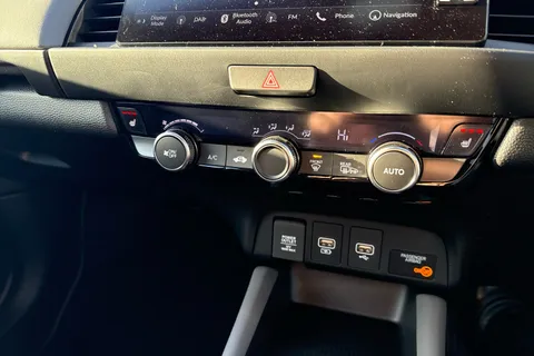 DK75NVY Honda Jazz 1.5 i-MMD Hybrid Advance Sport 5dr eCVT Thumbnail #21