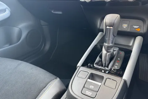 DK75NVY Honda Jazz 1.5 i-MMD Hybrid Advance Sport 5dr eCVT Thumbnail #22