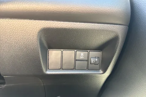 DK75NVY Honda Jazz 1.5 i-MMD Hybrid Advance Sport 5dr eCVT Thumbnail #28