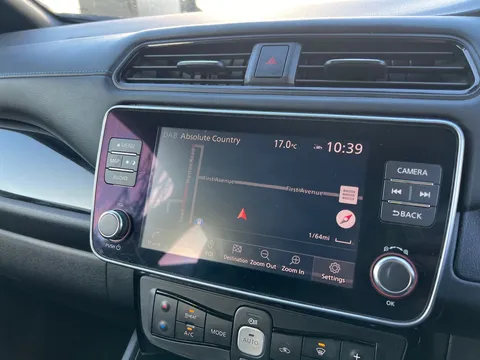 ME72BVF Nissan LEAF 110kW Tekna 40kWh 5dr Auto Thumbnail #14