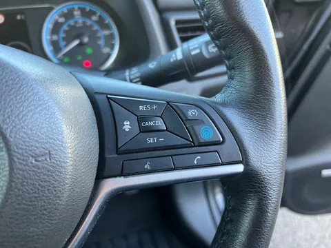 ME72BVF Nissan LEAF 110kW Tekna 40kWh 5dr Auto Thumbnail #26