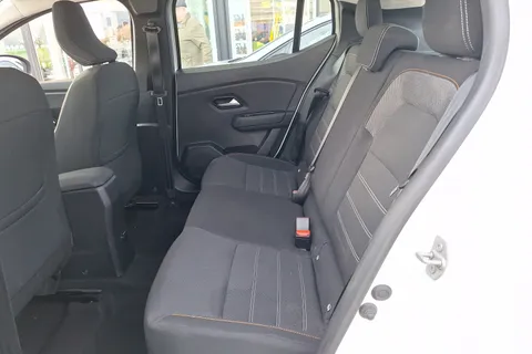 WF72OTW Dacia Sandero Stepway 1.0 TCe Prestige 5dr CVT Thumbnail #10