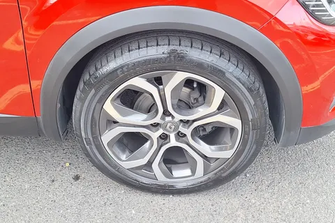 DP21JNU Renault Captur 1.0 TCE 90 S Edition 5dr Thumbnail #5