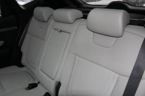 GJ72XGR Hyundai Tucson 1.6 TGDi Plug-in Hybrid Ultimate 5dr 4WD Auto Thumbnail #14