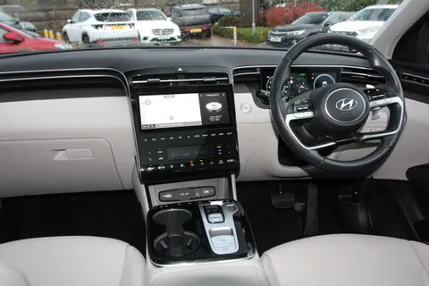GJ72XGR Hyundai Tucson 1.6 TGDi Plug-in Hybrid Ultimate 5dr 4WD Auto Thumbnail #7