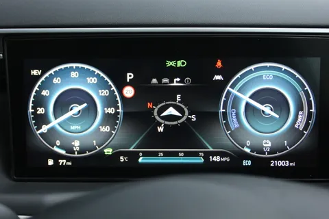 GJ72XGR Hyundai Tucson 1.6 TGDi Plug-in Hybrid Ultimate 5dr 4WD Auto Thumbnail #17