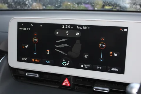 16 of 43 for Hyundai Ioniq 5 160kW Premium 73 kWh 5dr Auto - With only one owner & a full dealership service history, this 2021 Hyundai IONIQ 5 Premium presents an exceptional example of electric motoring. The car comes with a 12 month warranty for your peace of mind.