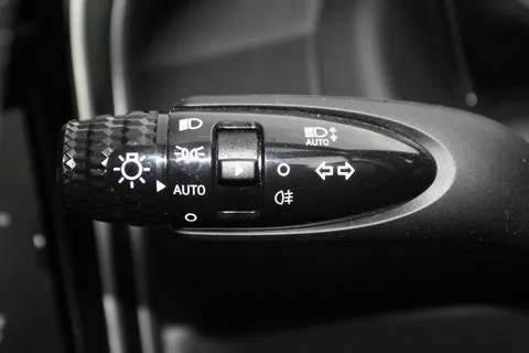 PX71ZXU Hyundai Tucson 1.6 TGDi Hybrid 230 Ultimate 5dr 2WD Auto Thumbnail #24