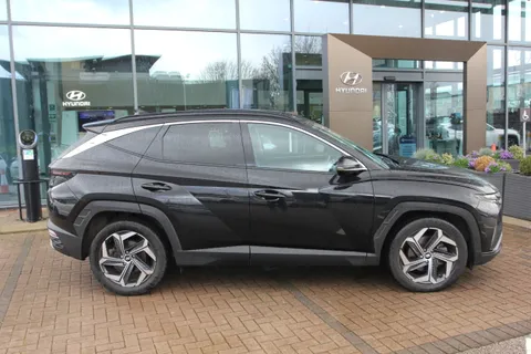 RE71VVU Hyundai Tucson 1.6 TGDi Hybrid 230 Ultimate 5dr 2WD Auto Thumbnail #5