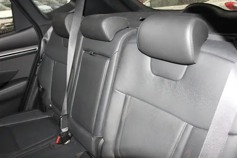 RE71VVU Hyundai Tucson 1.6 TGDi Hybrid 230 Ultimate 5dr 2WD Auto Thumbnail #13