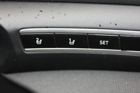 RE71VVU Hyundai Tucson 1.6 TGDi Hybrid 230 Ultimate 5dr 2WD Auto Thumbnail #28