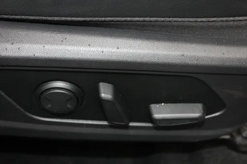 RE71VVU Hyundai Tucson 1.6 TGDi Hybrid 230 Ultimate 5dr 2WD Auto Thumbnail #27