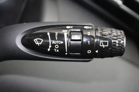 RE71VVU Hyundai Tucson 1.6 TGDi Hybrid 230 Ultimate 5dr 2WD Auto Thumbnail #26