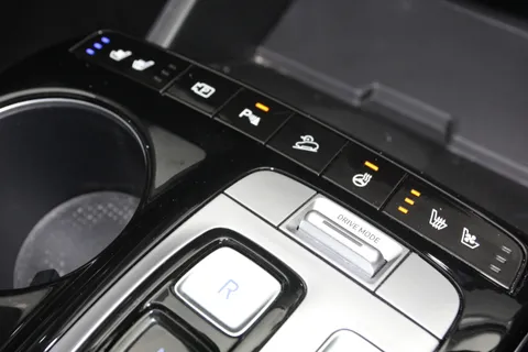 RE71VVU Hyundai Tucson 1.6 TGDi Hybrid 230 Ultimate 5dr 2WD Auto Thumbnail #22