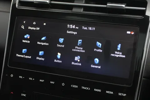 RE71VVU Hyundai Tucson 1.6 TGDi Hybrid 230 Ultimate 5dr 2WD Auto Thumbnail #19