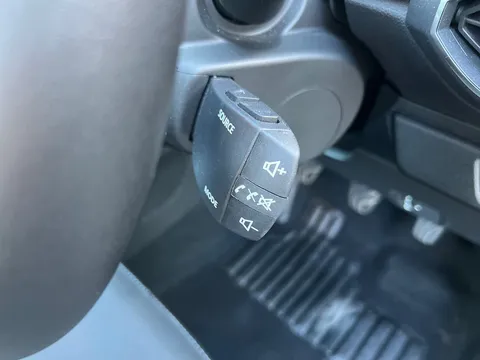 DL22DBV Dacia Sandero Stepway 1.0 TCe Comfort 5dr Thumbnail #17