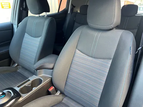 DS72LNC Nissan LEAF 110kW N-Connecta 39kWh 5dr Auto Thumbnail #17