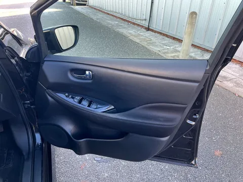 DS72LNC Nissan LEAF 110kW N-Connecta 39kWh 5dr Auto Thumbnail #18